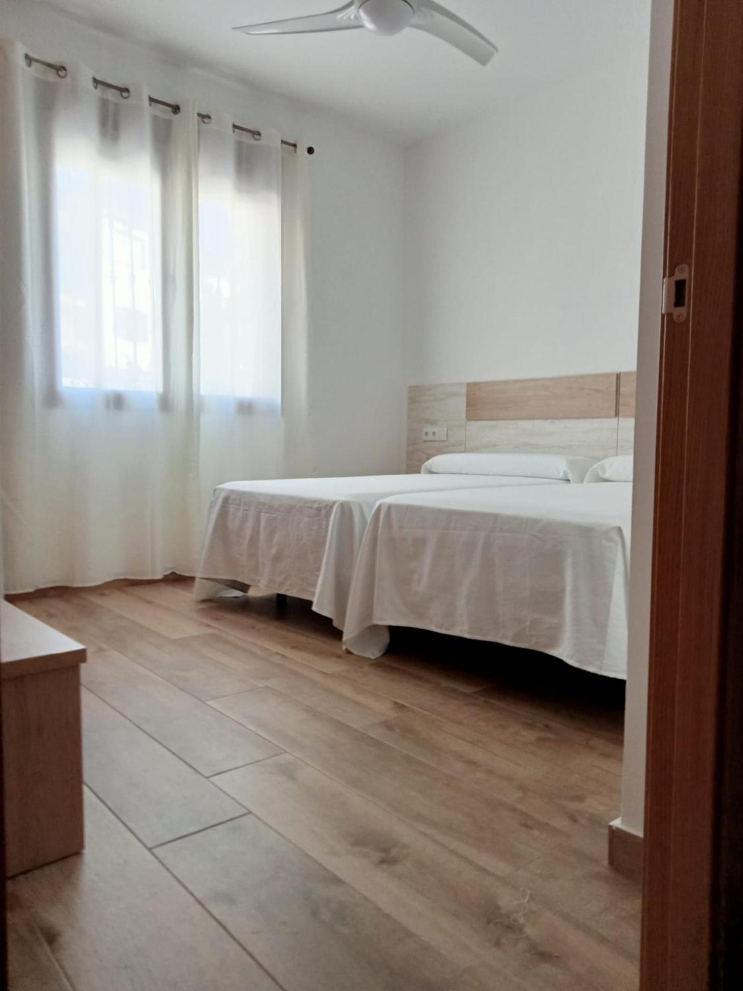 Apartamentos El Arenal Acebo Habitación foto